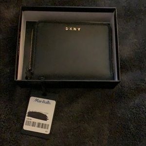 DKNY wallet